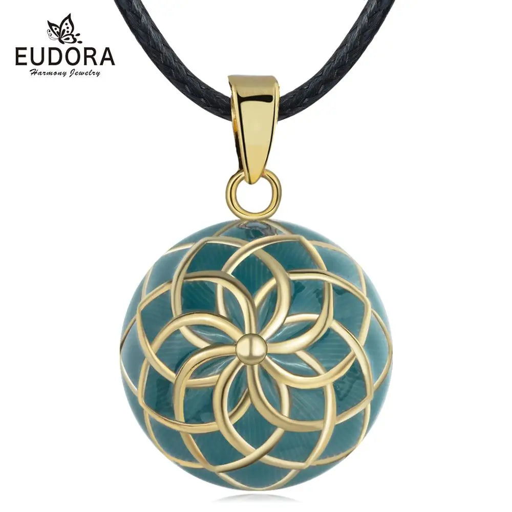 Green Gold Color Flower Ball Necklace