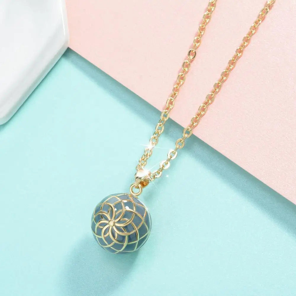 Green Gold Color Flower Ball Necklace