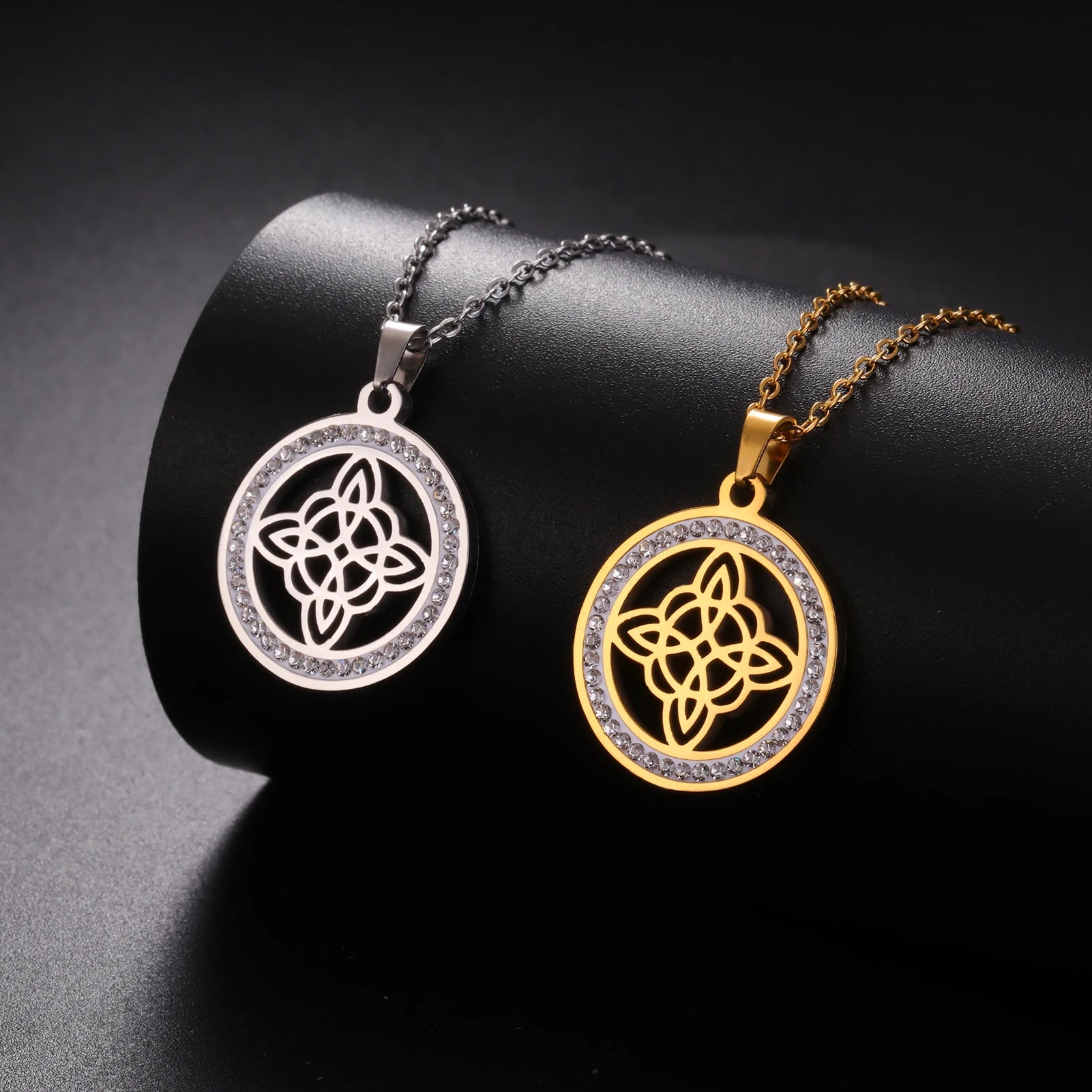 Zircon Round Pendant Necklaces