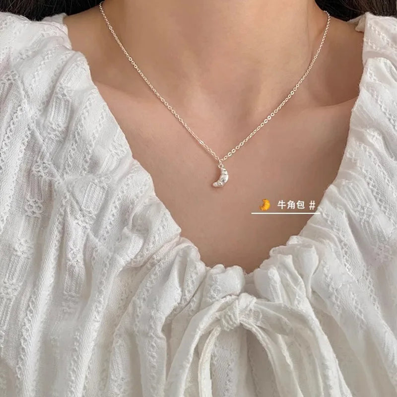 Pearl Simple Elegant Pendant Necklace