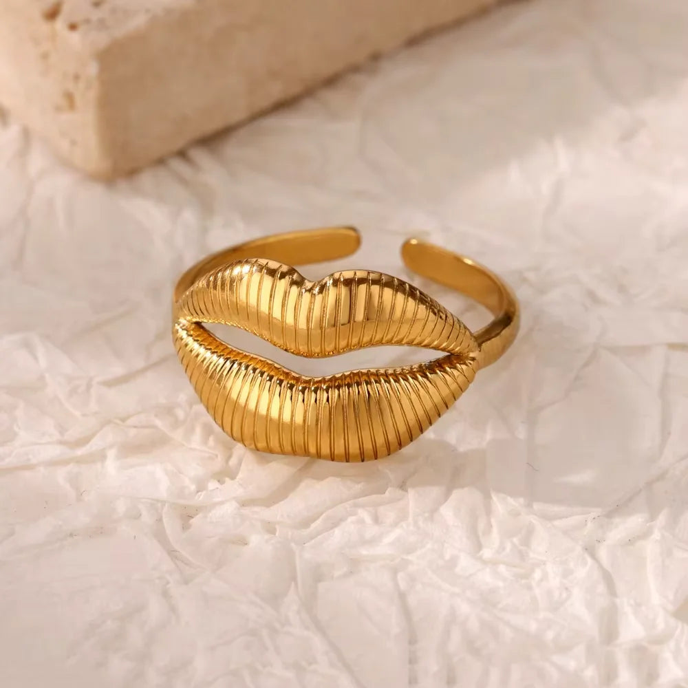Elegant Stainless Steel Big Bloom Flower Rings