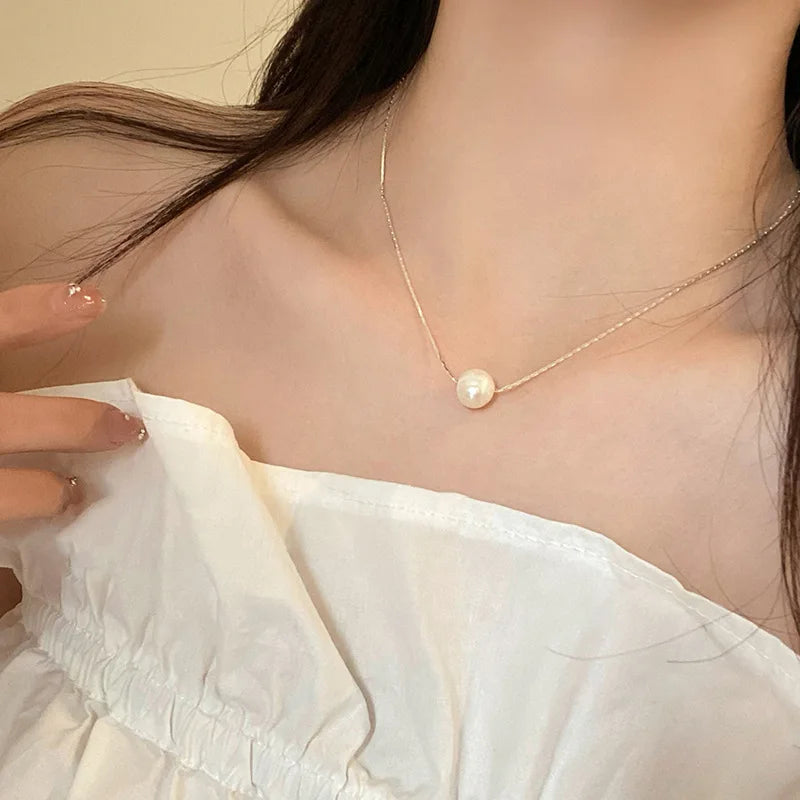 Pearl Simple Elegant Pendant Necklace
