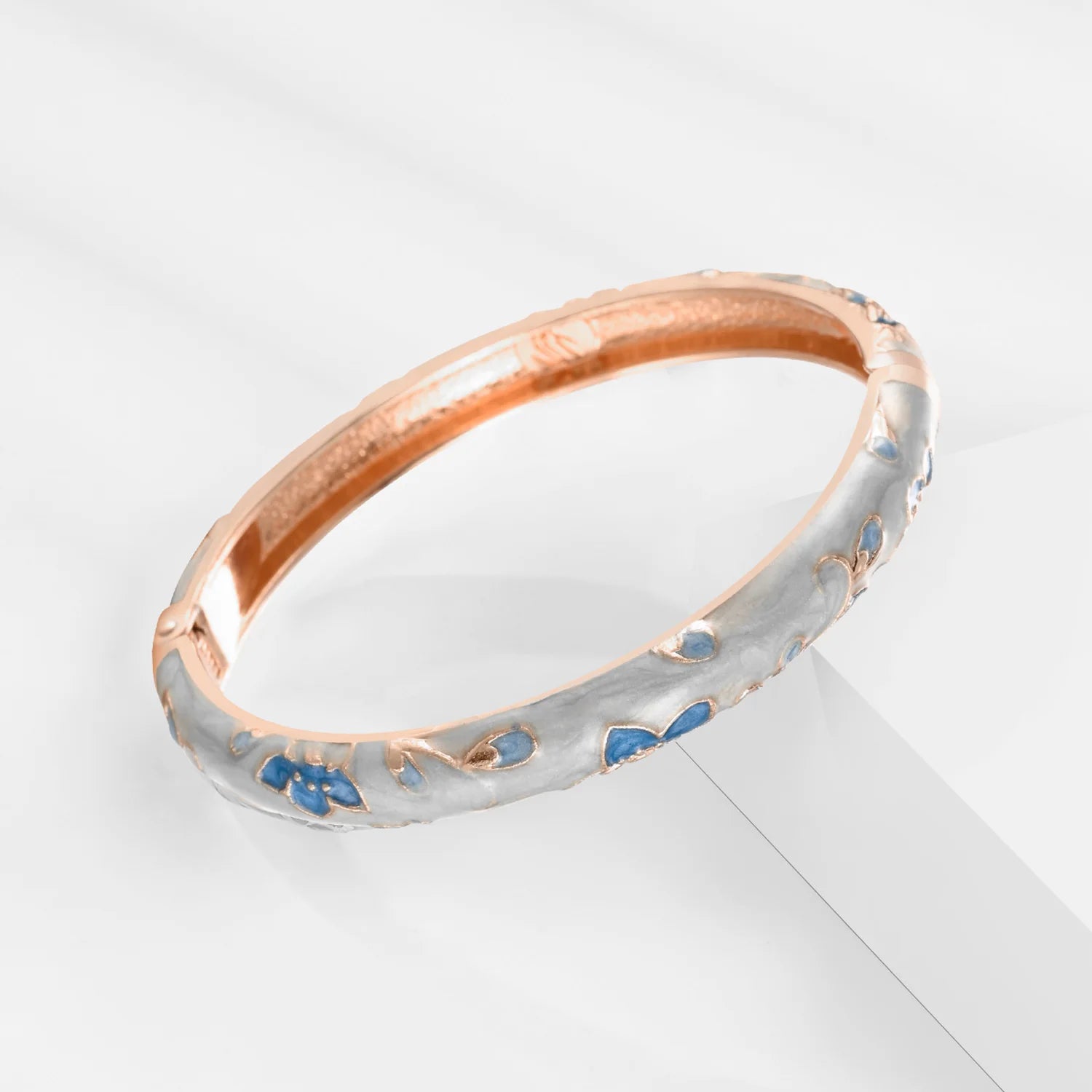 Hawaiian Women's Hand Bracelets