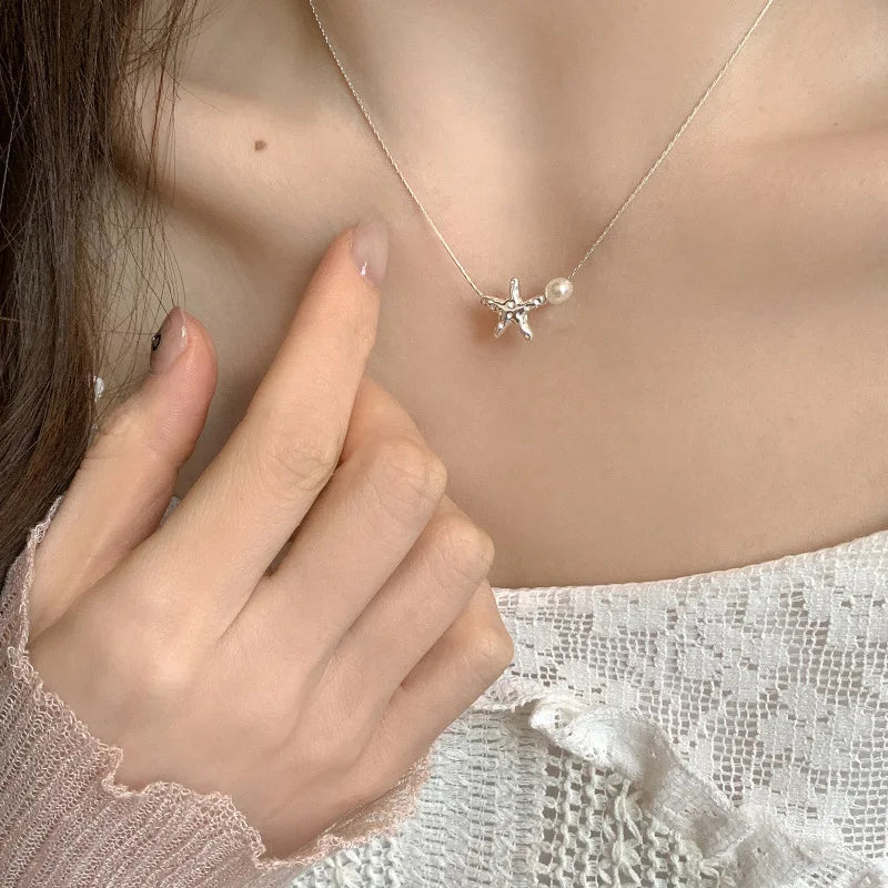 Pearl Simple Elegant Pendant Necklace