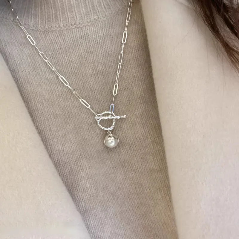 Pearl Simple Elegant Pendant Necklace