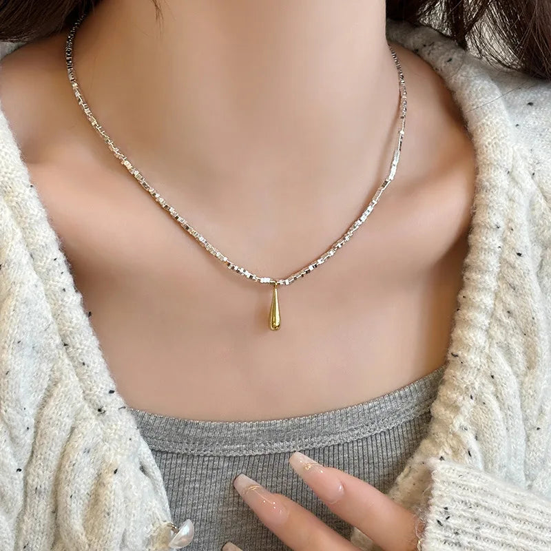 Pearl Simple Elegant Pendant Necklace